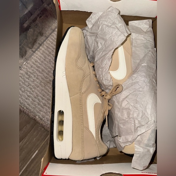 AUTHENTIC NIKE AIR MAX 1 DESERT ORE SIZE 9 - Picture 4 of 16